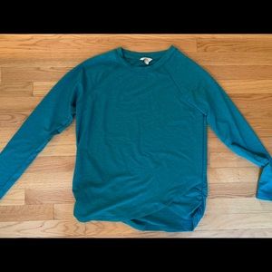 Long sleeve athletic top